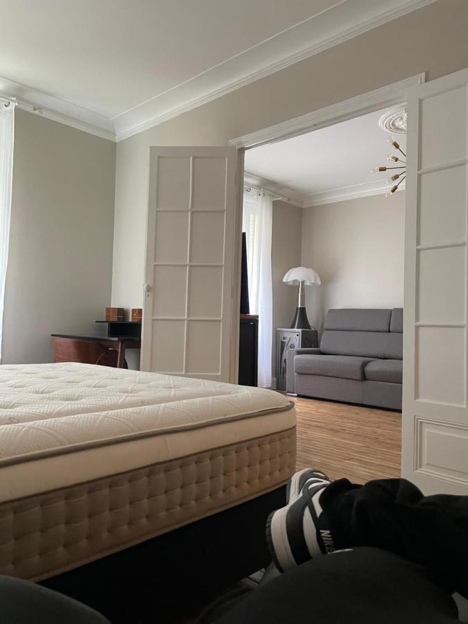 Montmartre Sacre Coeur Apartment Париж Екстериор снимка