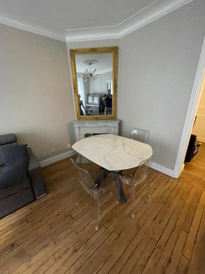 Montmartre Sacre Coeur Apartment Париж Екстериор снимка